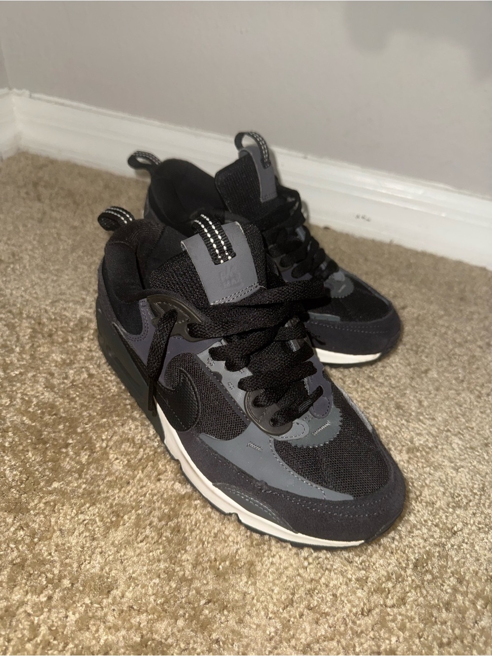 Nike Air Max 90 Futura Black Iron Grey Women’s Size 6 Sneakers